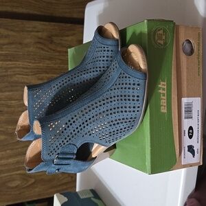 Earth Leather Open Toe Sandal sz 7